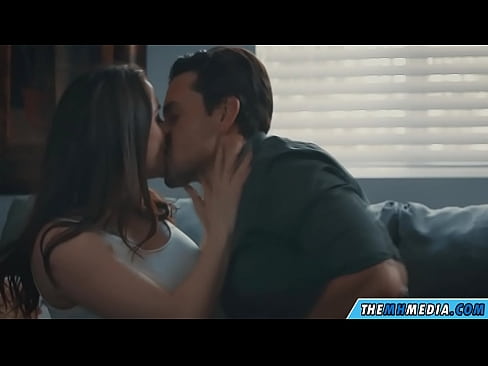 ❤️ Kusvirana nemusikana akanaka busty Russian zvinonyadzisira ☑